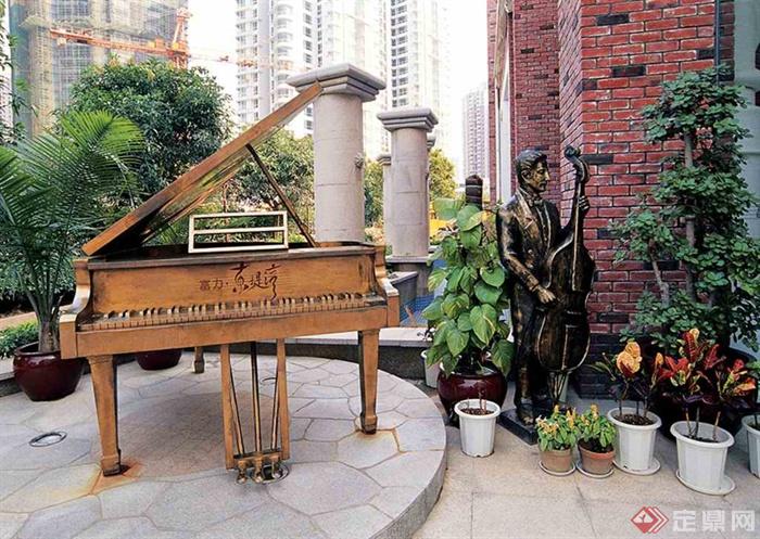 钢琴,盆栽,雕塑,人物雕塑