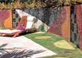 彩色景墙,围墙,草坪,地面铺装,躺椅
