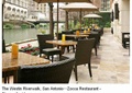餐桌椅,地面铺装,阳伞,餐厅景观