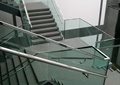 楼梯,玻璃栏杆,地面铺装,博物馆