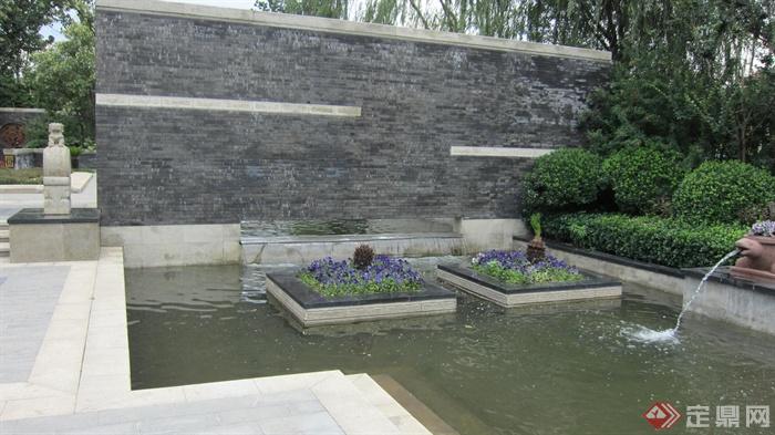 水池景观,种植池,花卉植物,青砖墙,住宅景观