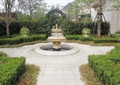 喷泉水池景观,地面铺装,灌木丛,花卉植物,住宅景观