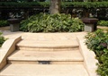 小区休息平台,台阶,弧形木制条凳