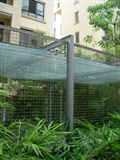 铁网围栏,玻璃墙