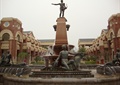 喷泉水池,人物雕塑