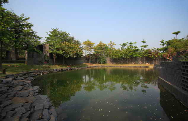 小区自然水池,石驳岸