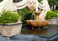 喷泉水池,花钵,景墙