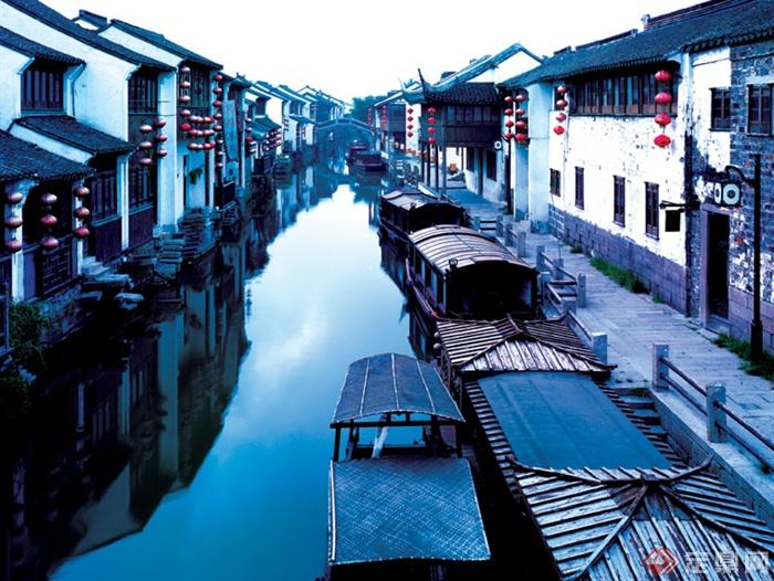 滨河商业街,河流,船只,古建筑