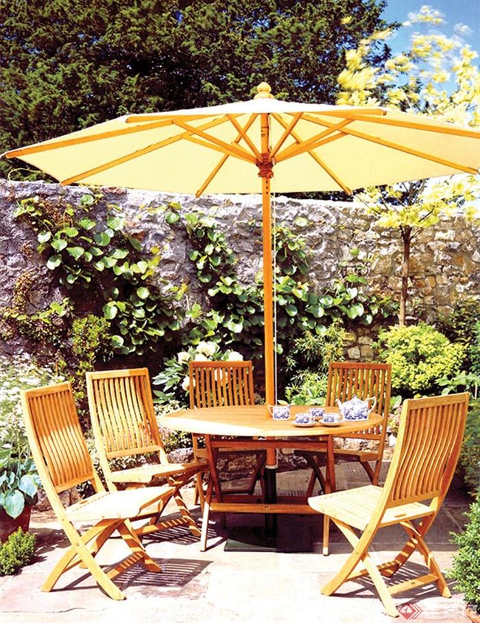 木质桌椅,遮阳伞