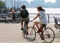 自行车骑行,滨水平台