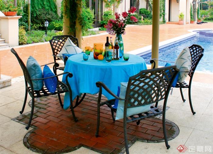 庭院景观,庭院设计,泳池铺装,桌椅组合