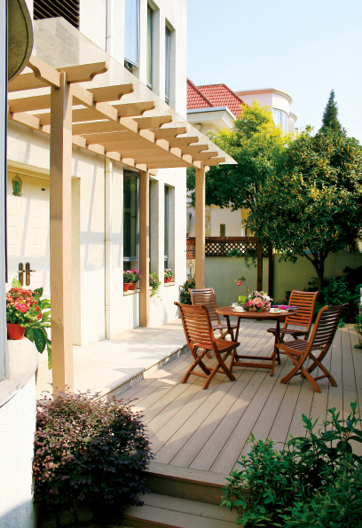 庭院景观,别墅庭院,木平台,桌椅组合