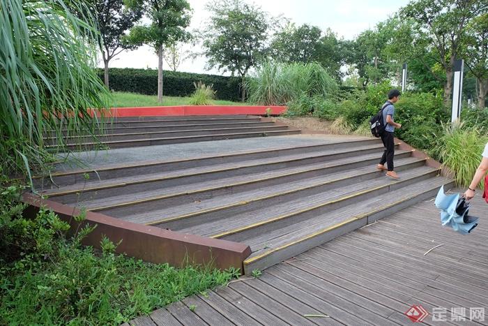 公园景观,台阶踏步,防腐木铺地