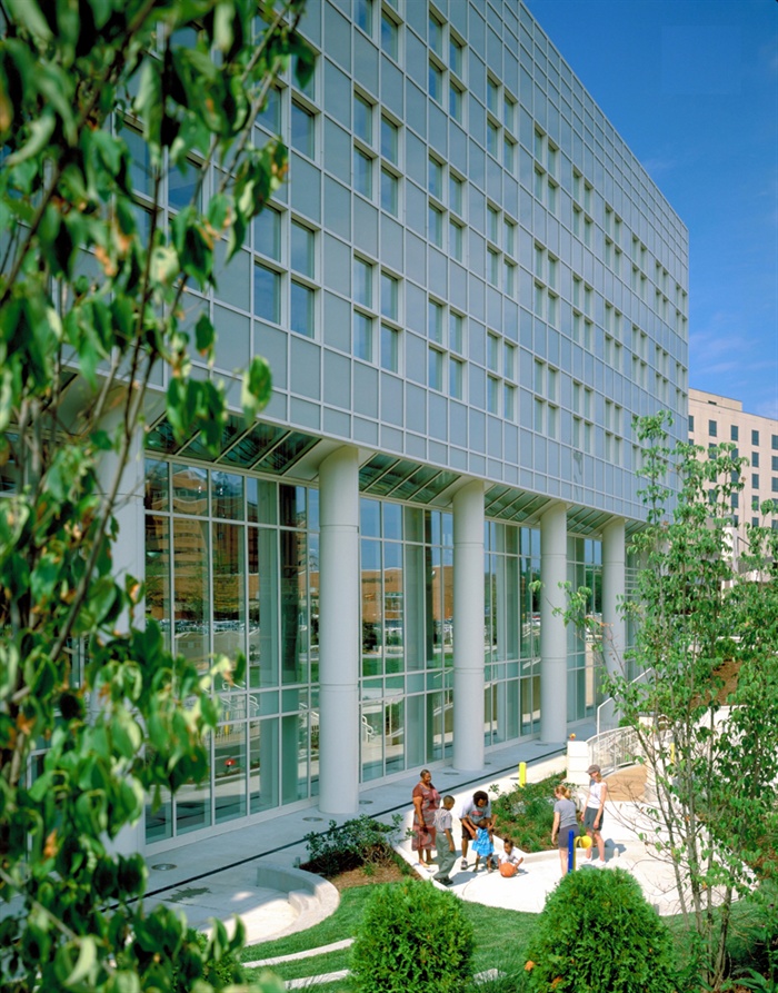 美国杜克大学医学中心环境景观设计方案(4)